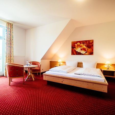 Hôtel Landgasthof Gut Deutenhof à Bad Abbach Extérieur photo