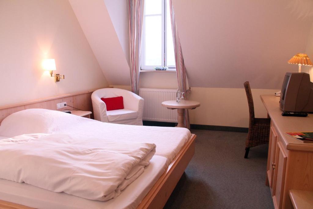 Hôtel Landgasthof Gut Deutenhof à Bad Abbach Chambre photo