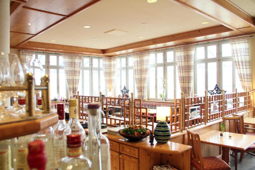Hôtel Landgasthof Gut Deutenhof à Bad Abbach Extérieur photo