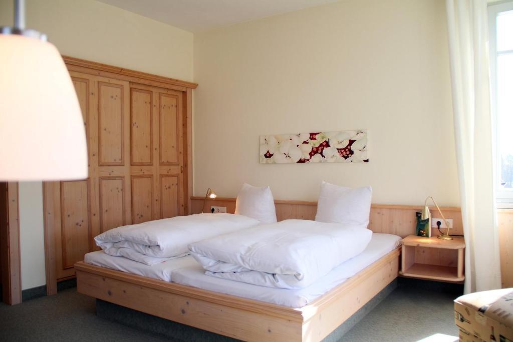 Hôtel Landgasthof Gut Deutenhof à Bad Abbach Chambre photo
